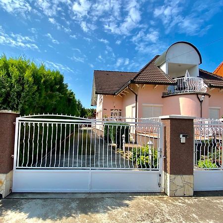 Vanessa Apartman Siofok Exterior photo