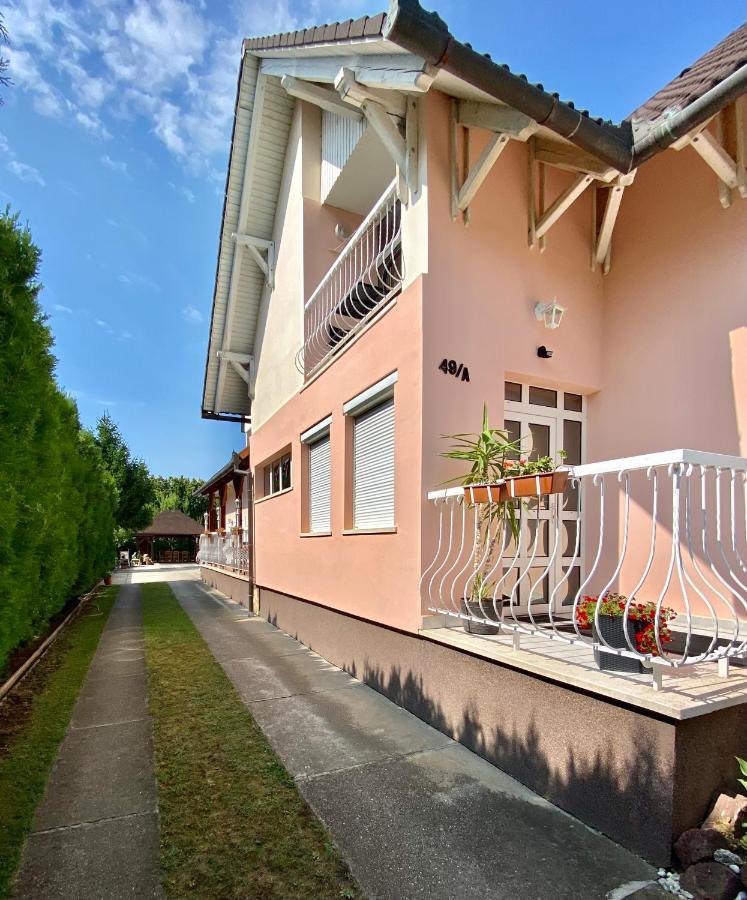 Vanessa Apartman Siofok Exterior photo